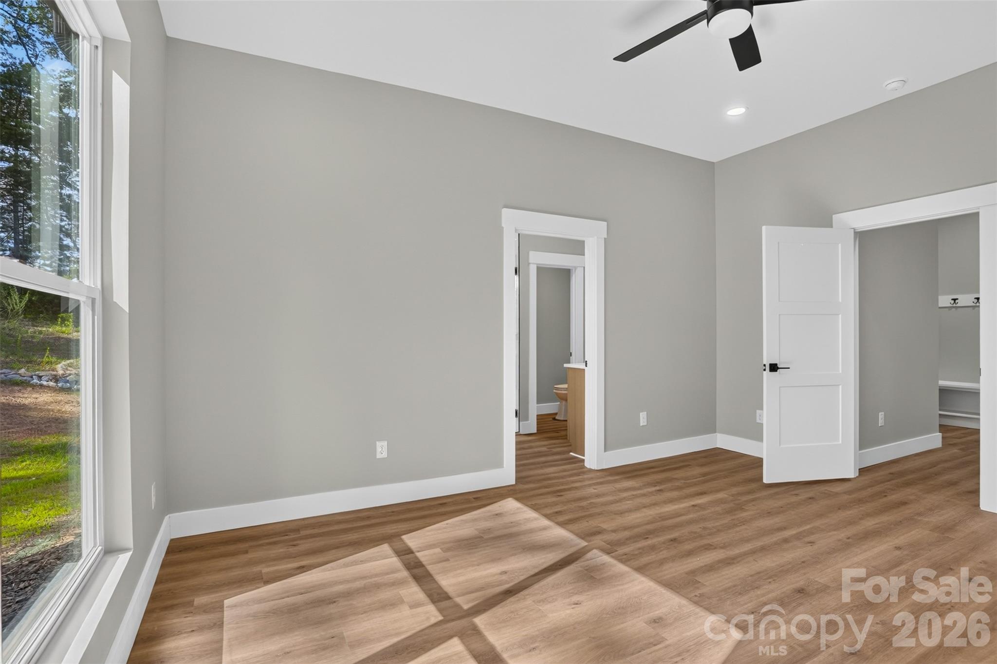 68 Point Hope Lane 6 Property Photo 28