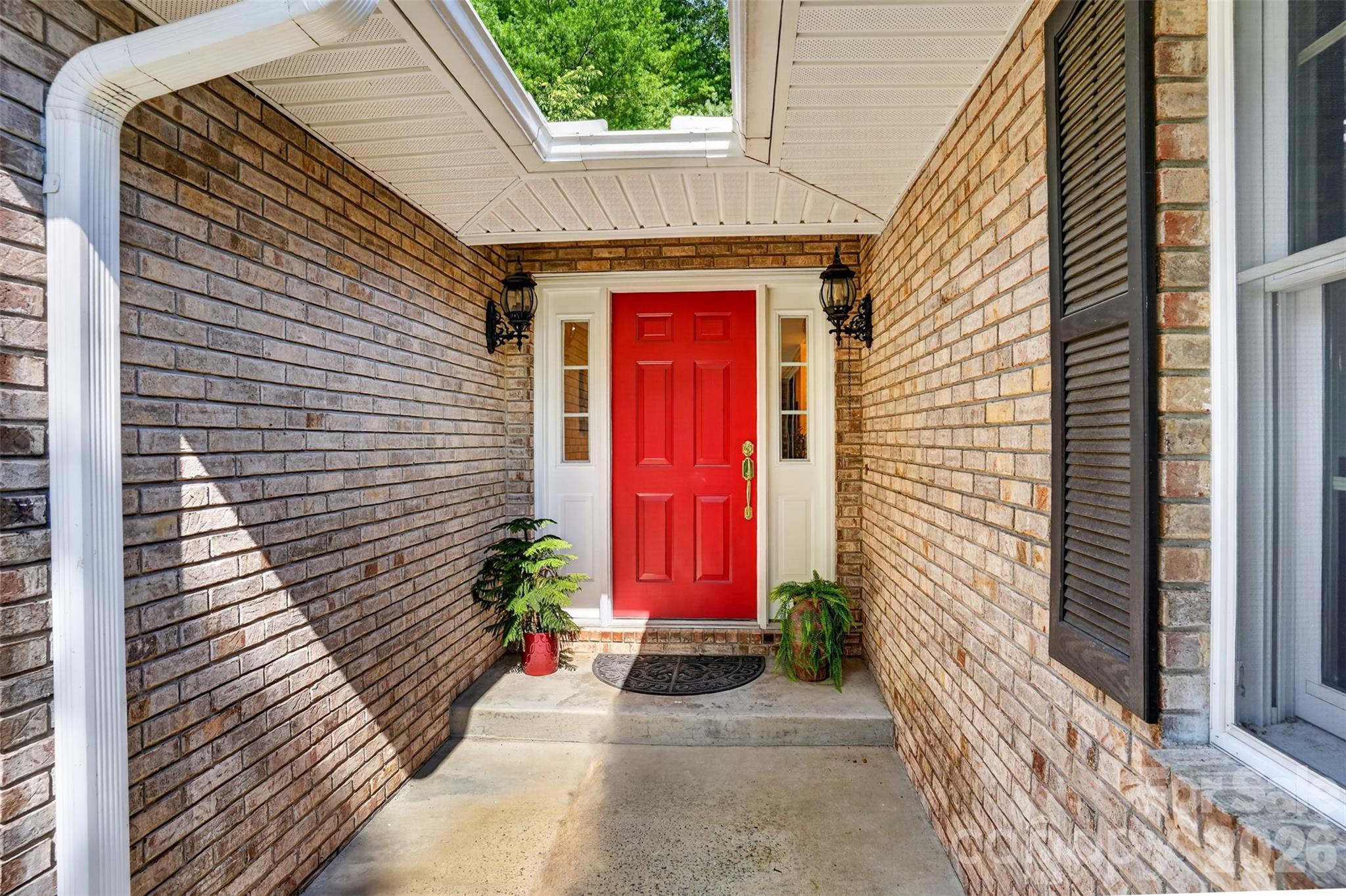 227 Sean Way Property Photo 4
