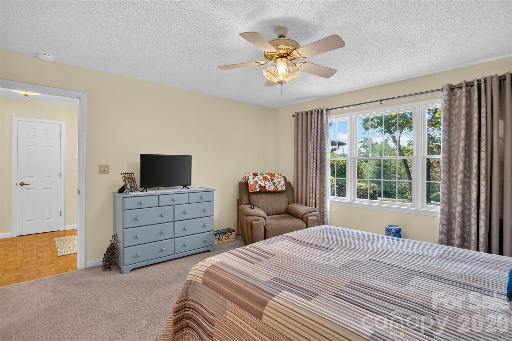 227 Sean Way Property Photo 14