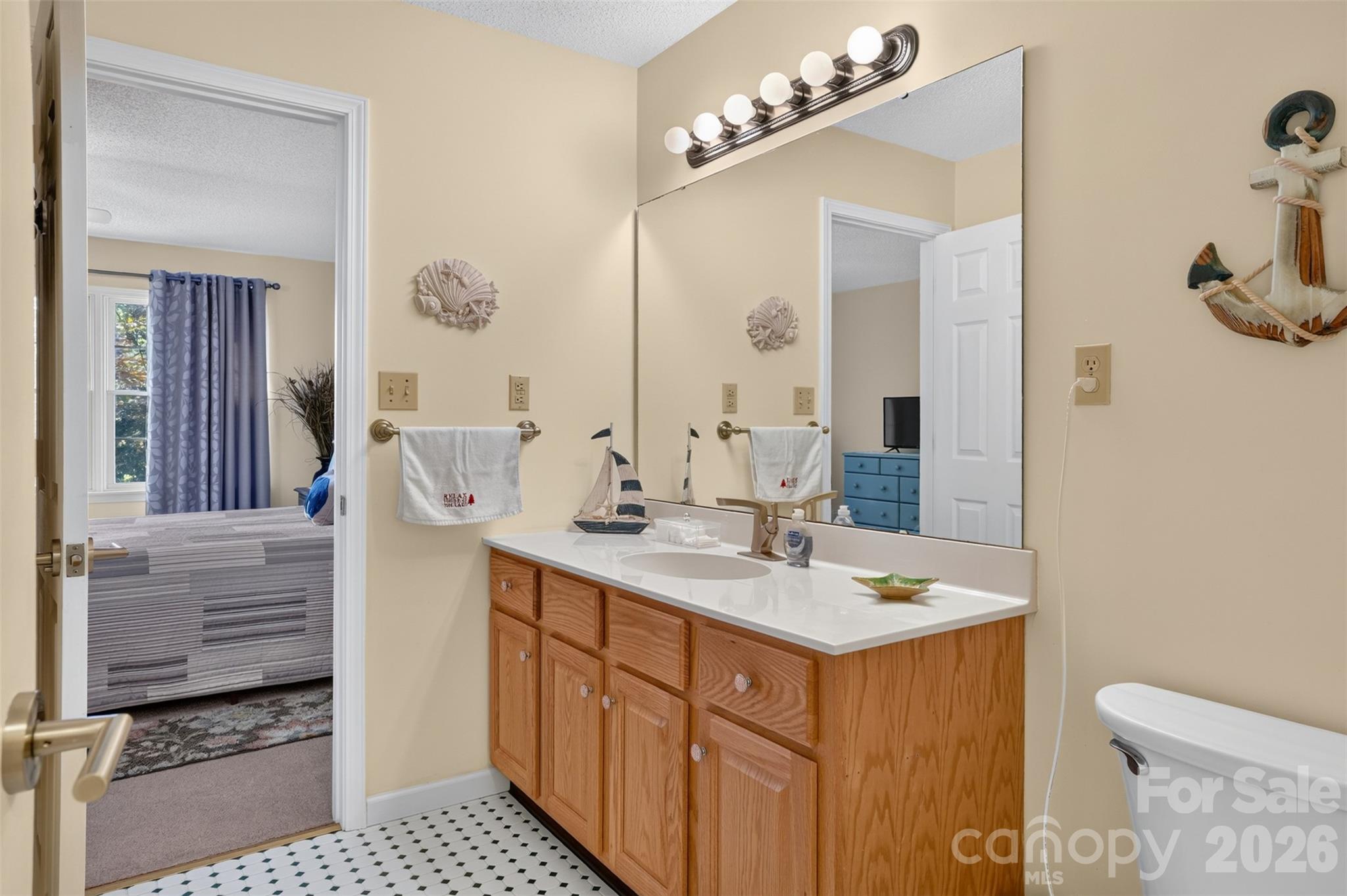 227 Sean Way Property Photo 16
