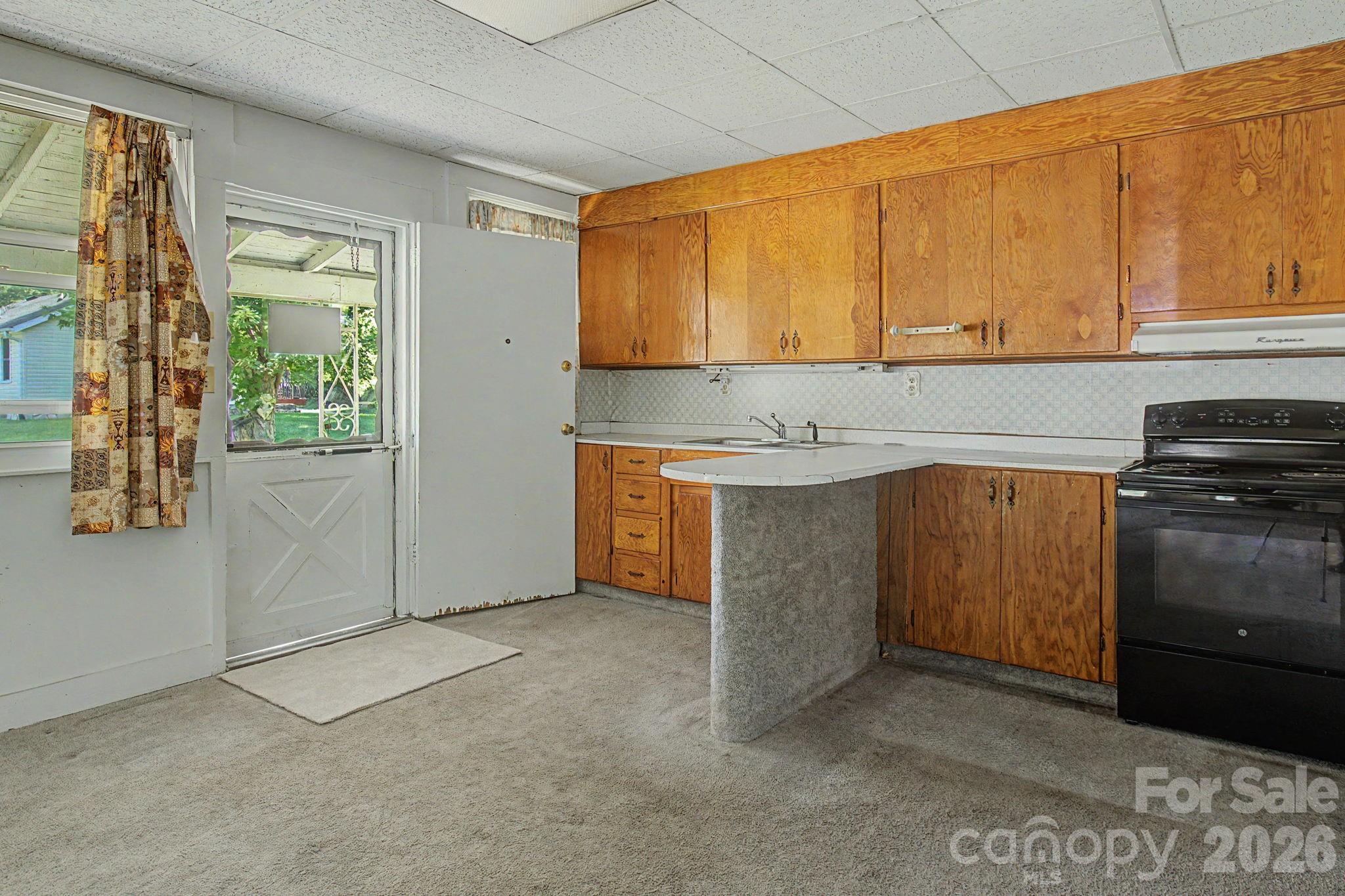 114 Old State Ten Road Property Photo 8