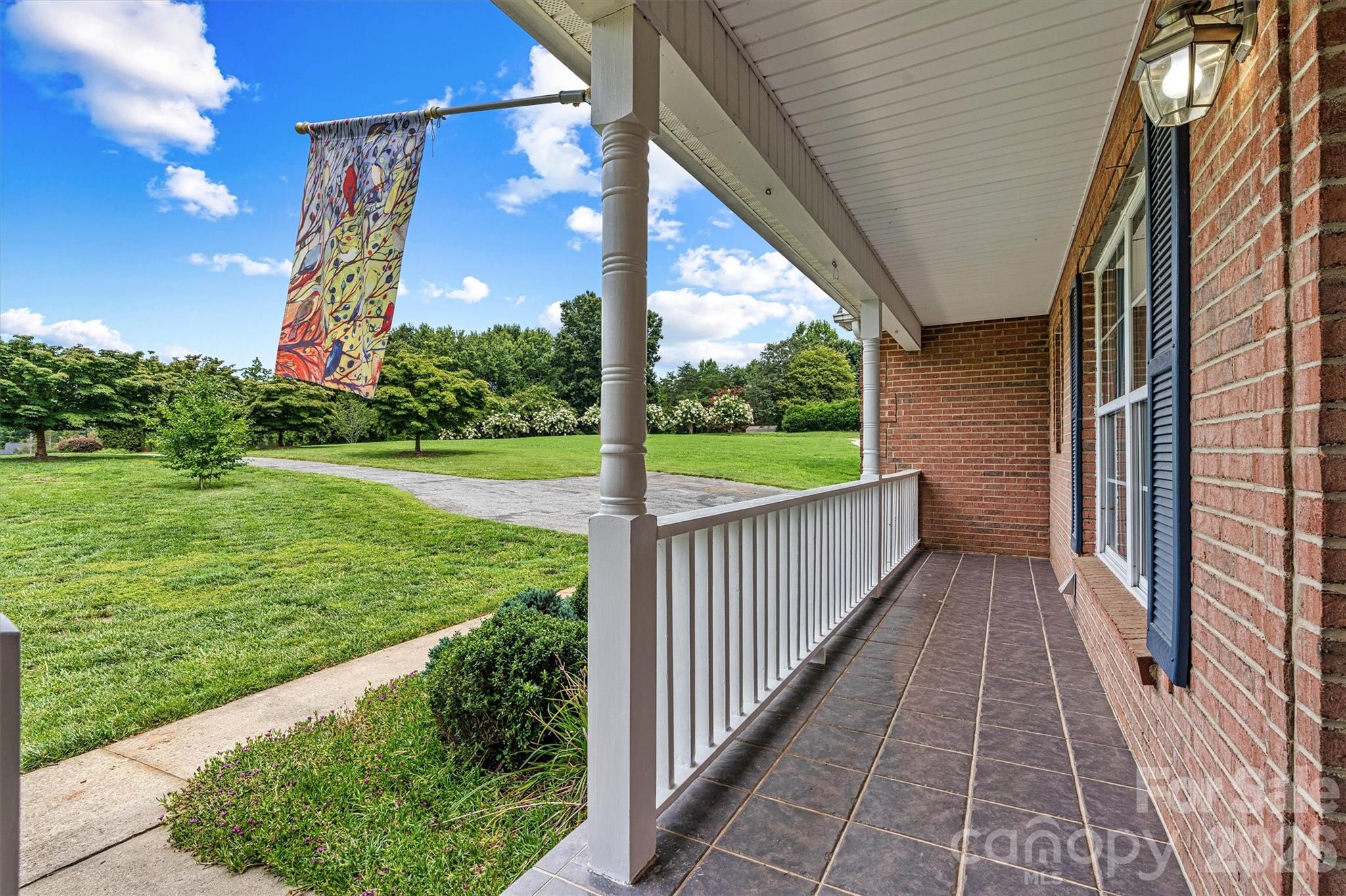 50 Sand Bar Drive Property Photo 4