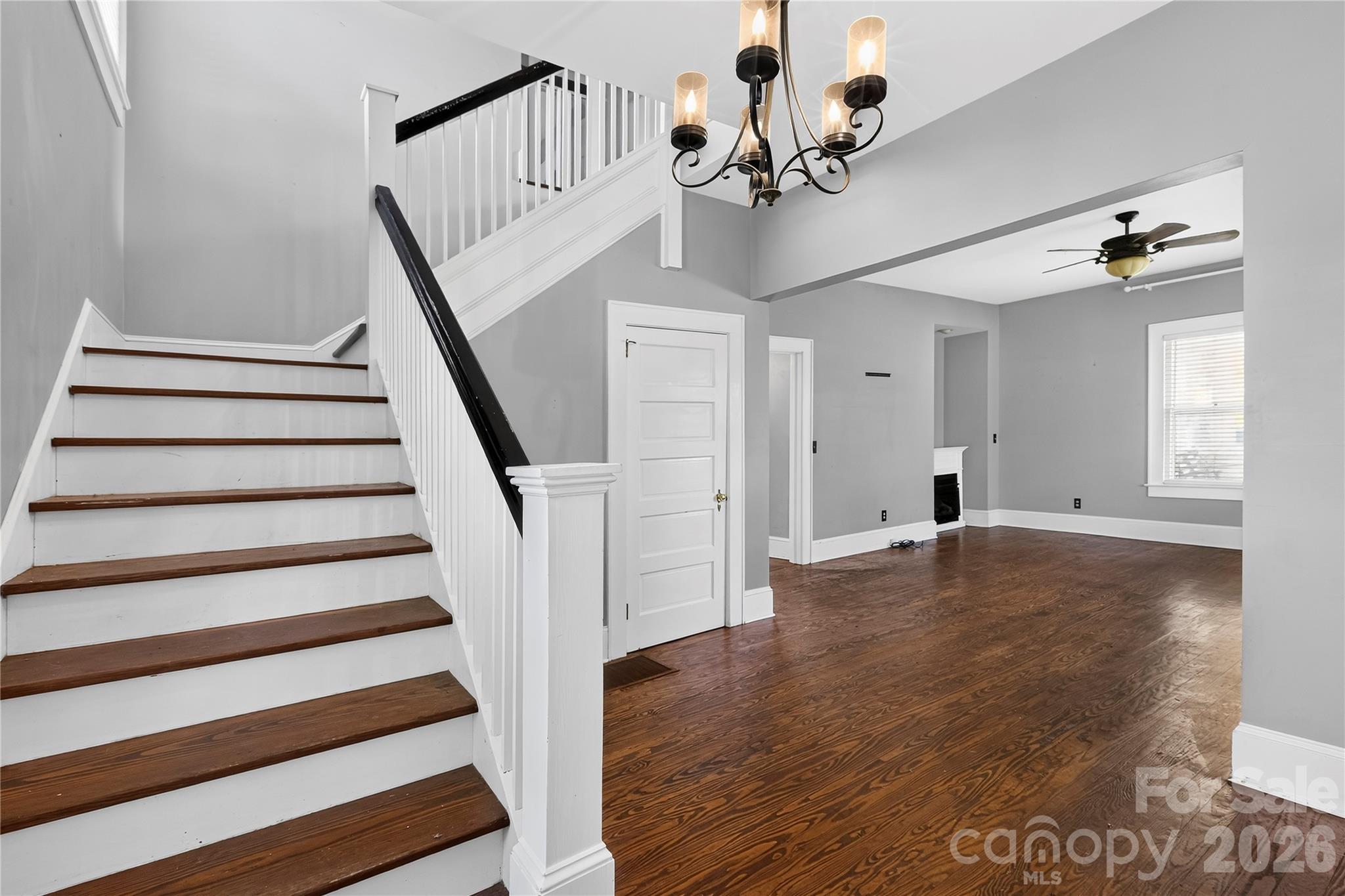 729 5th Avenue Property Photo 9