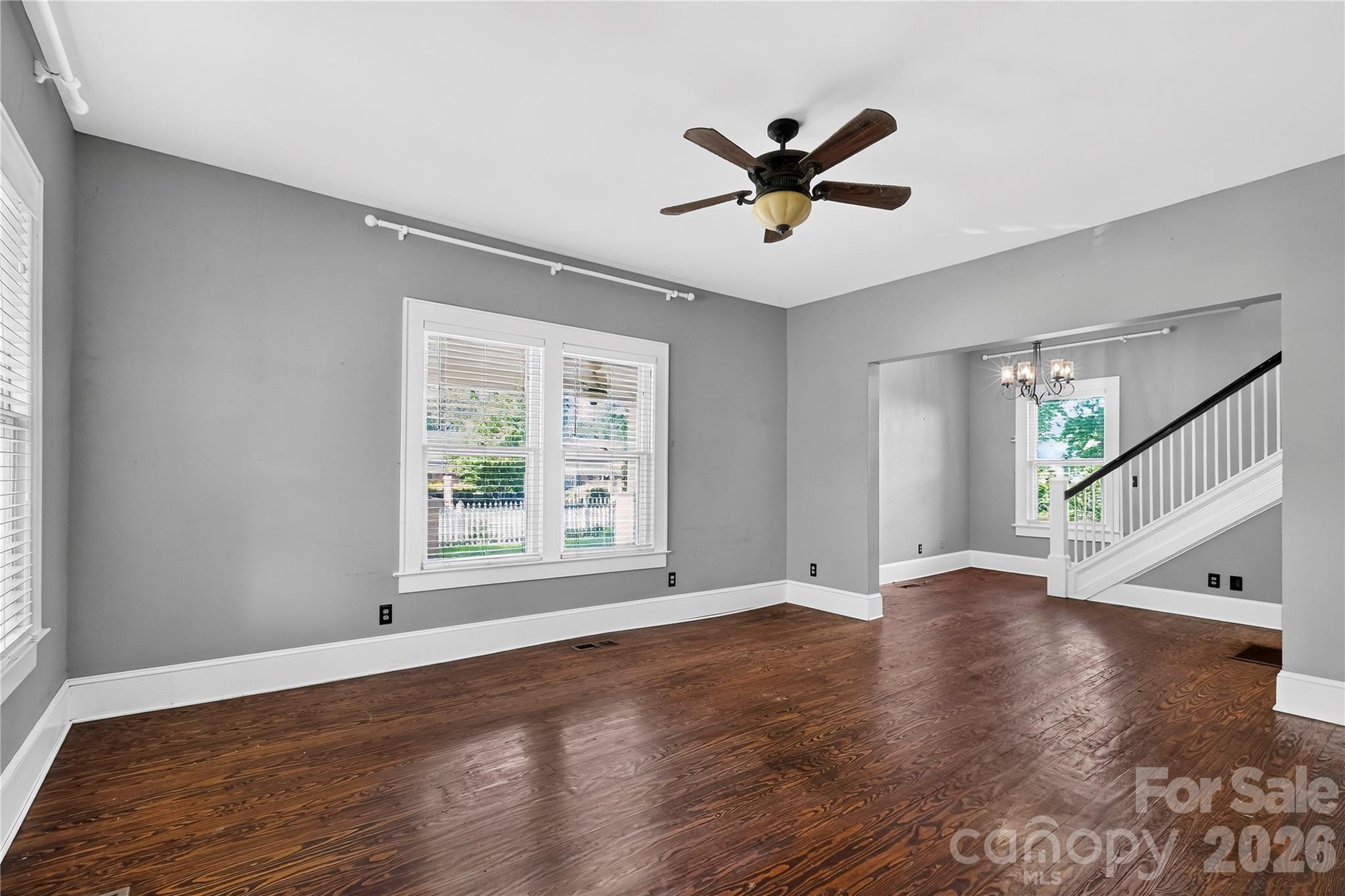 729 5th Avenue Property Photo 12
