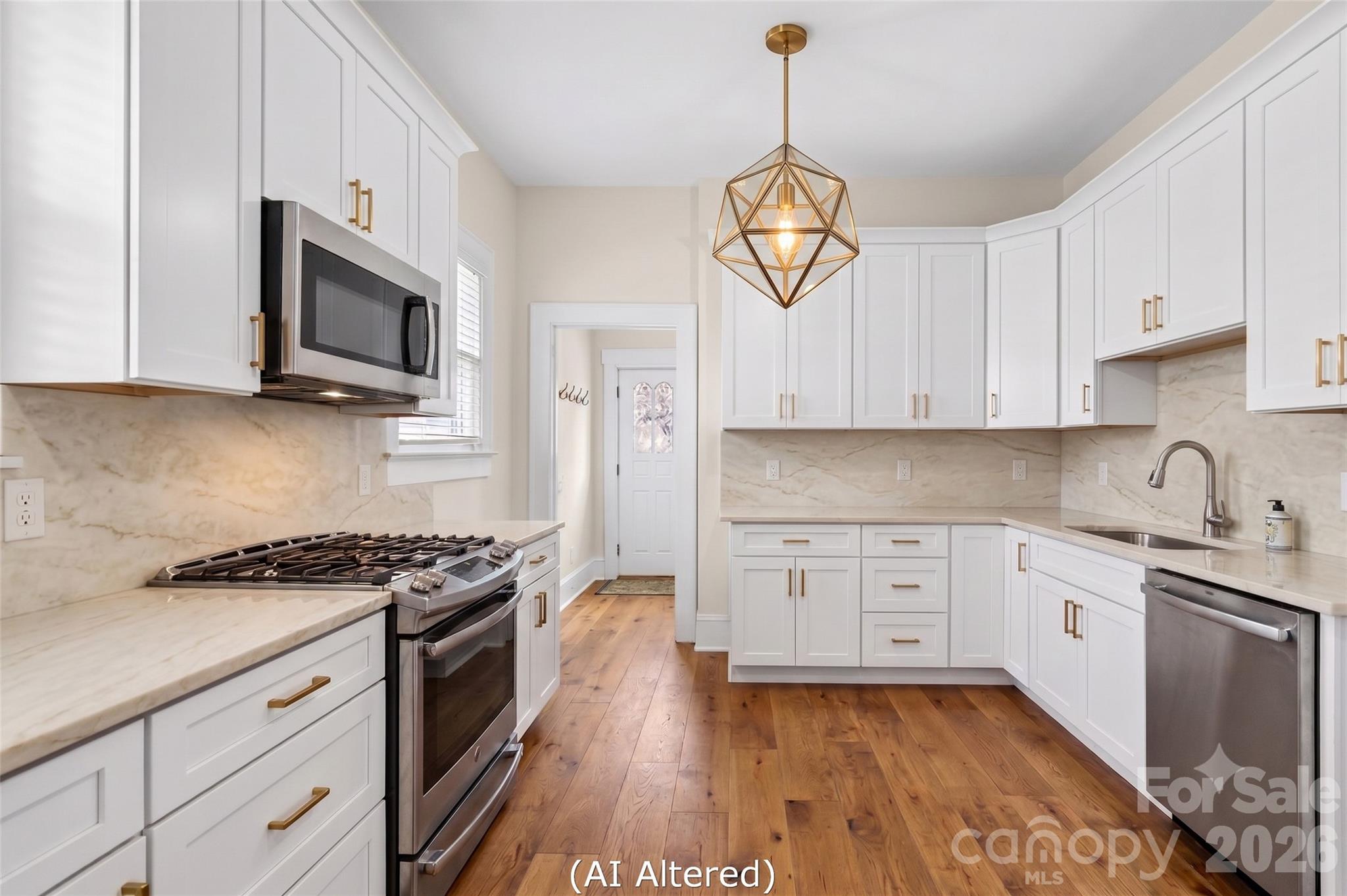 729 5th Avenue Property Photo 15