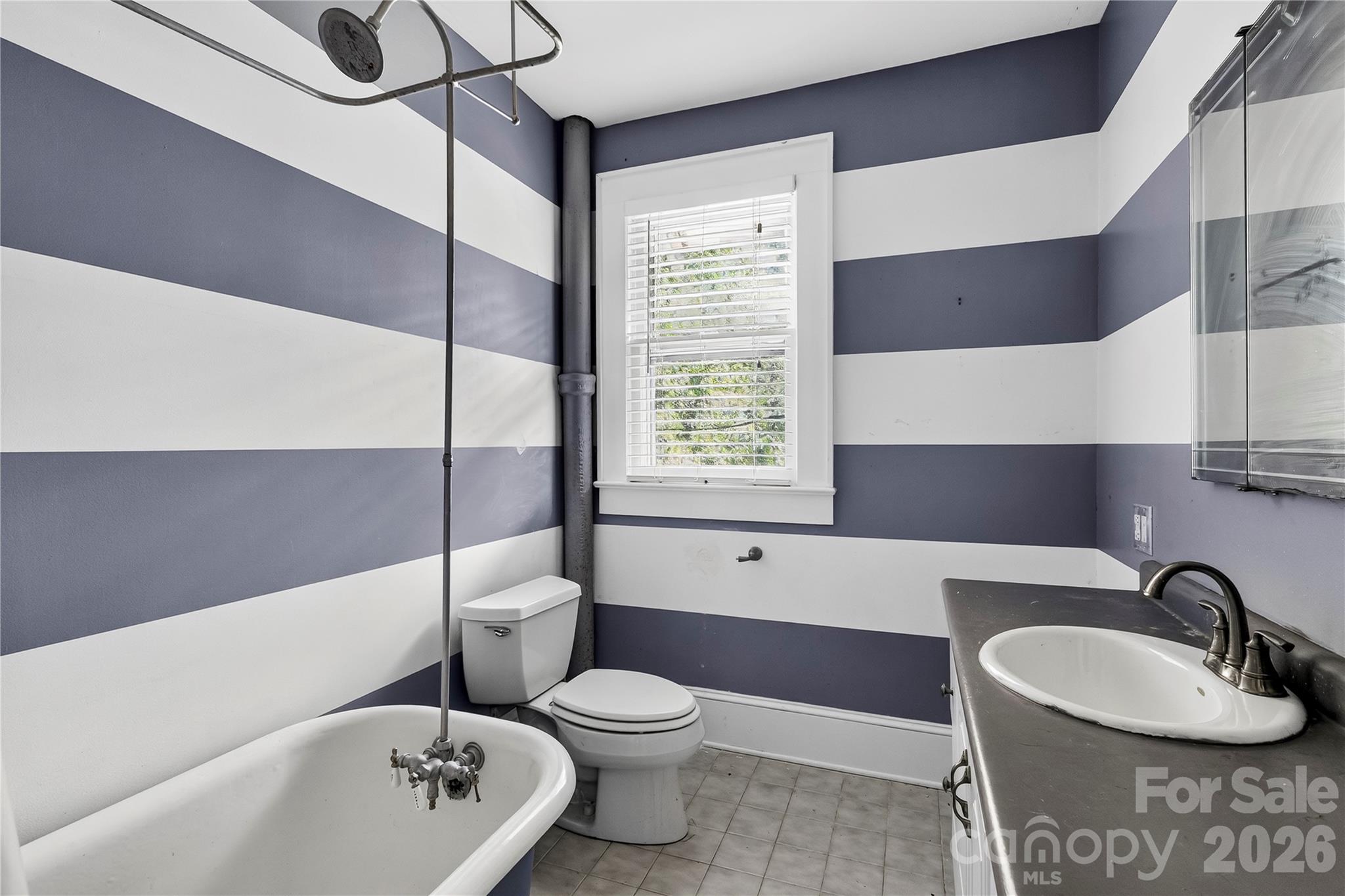 729 5th Avenue Property Photo 29