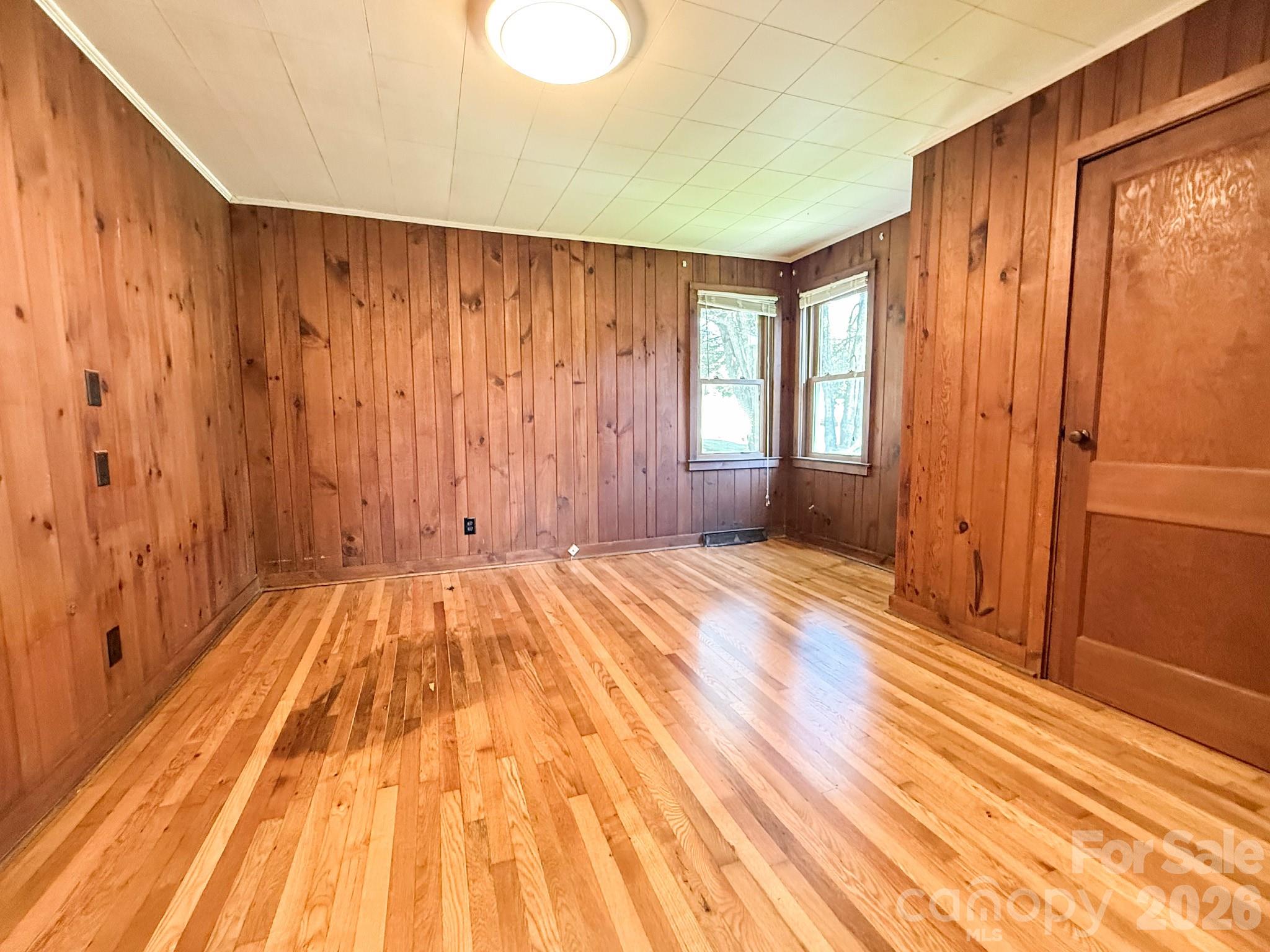 331 Probart Street Property Photo 9