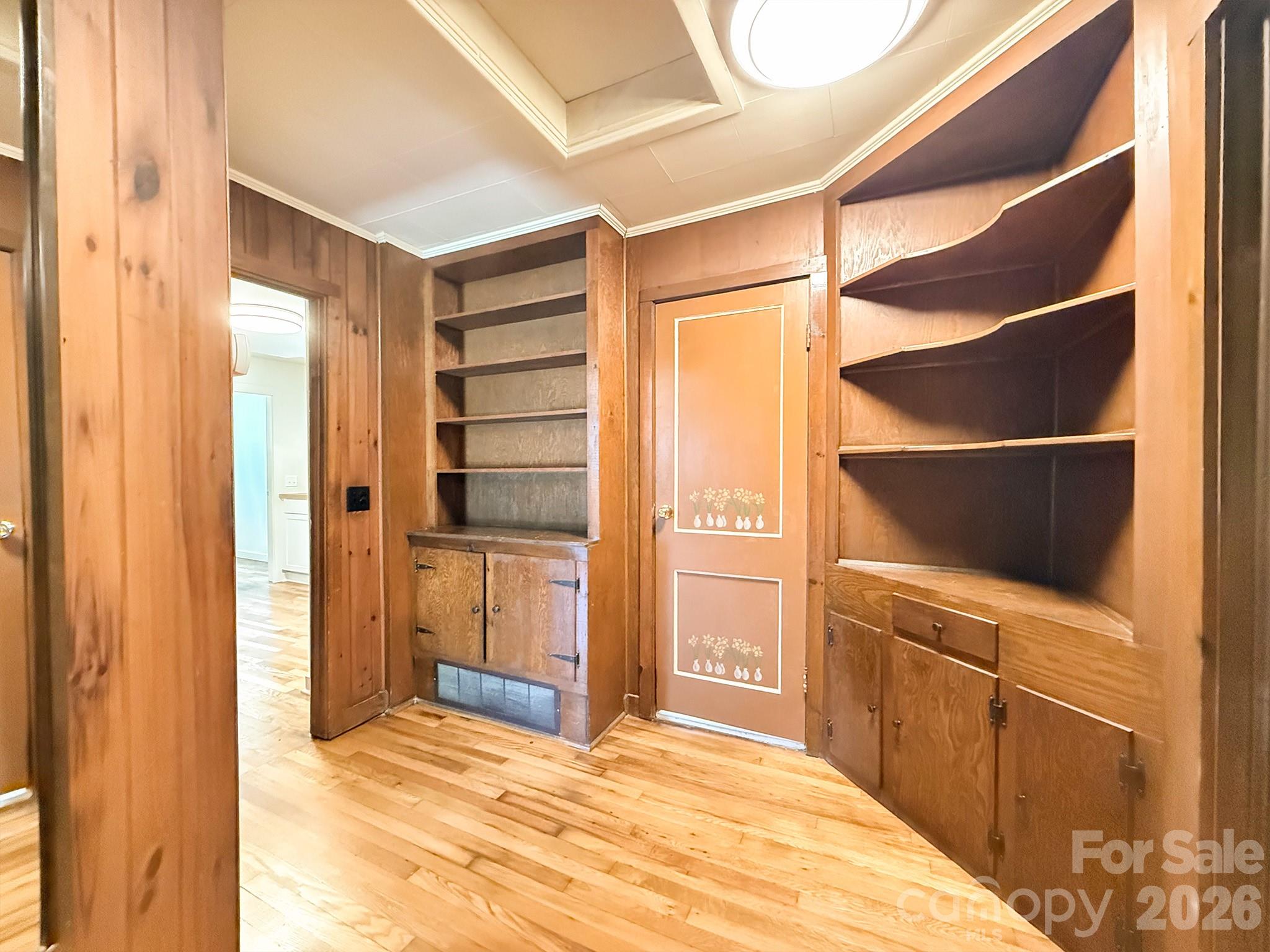 331 Probart Street Property Photo 9