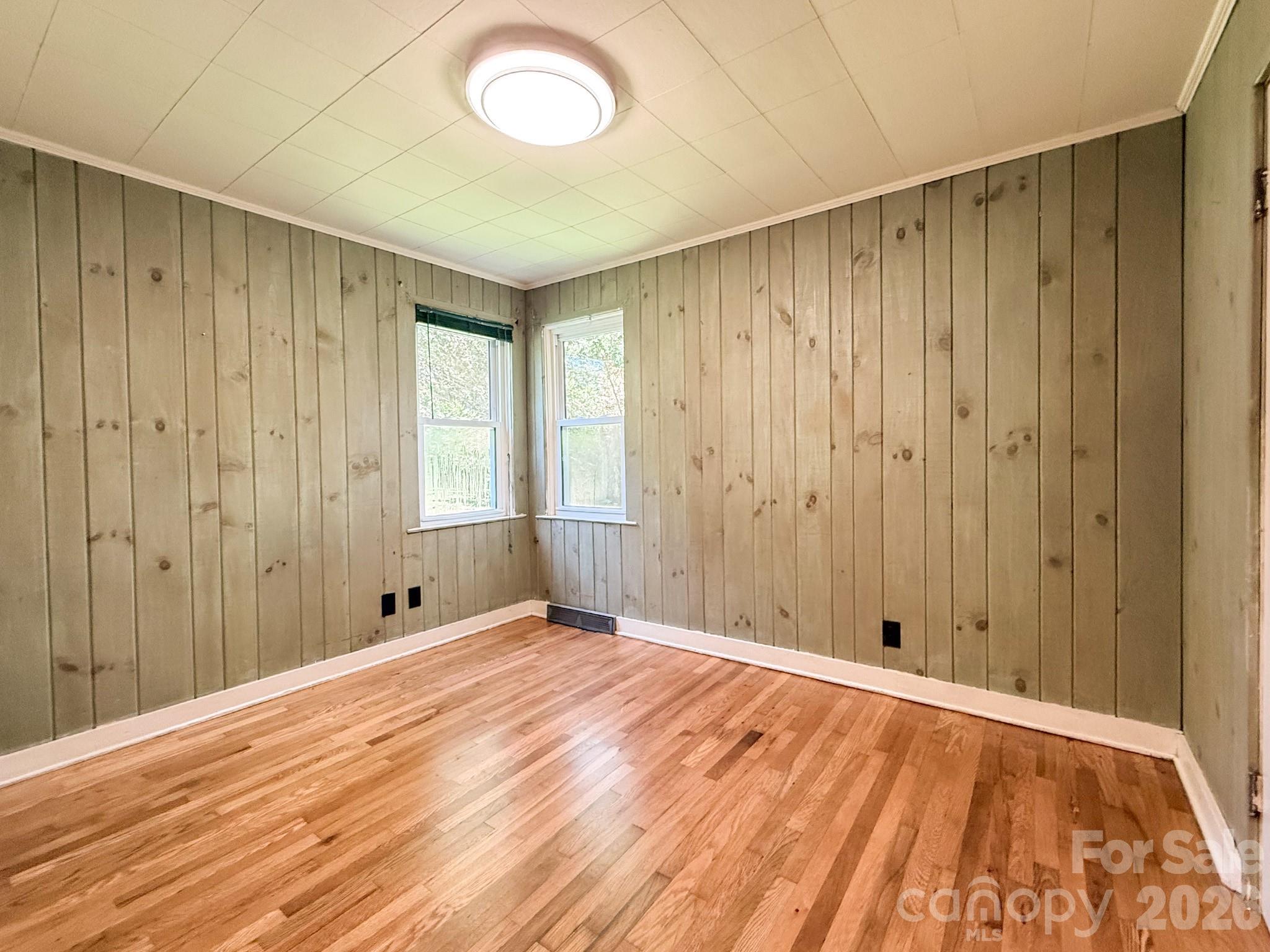 331 Probart Street Property Photo 10