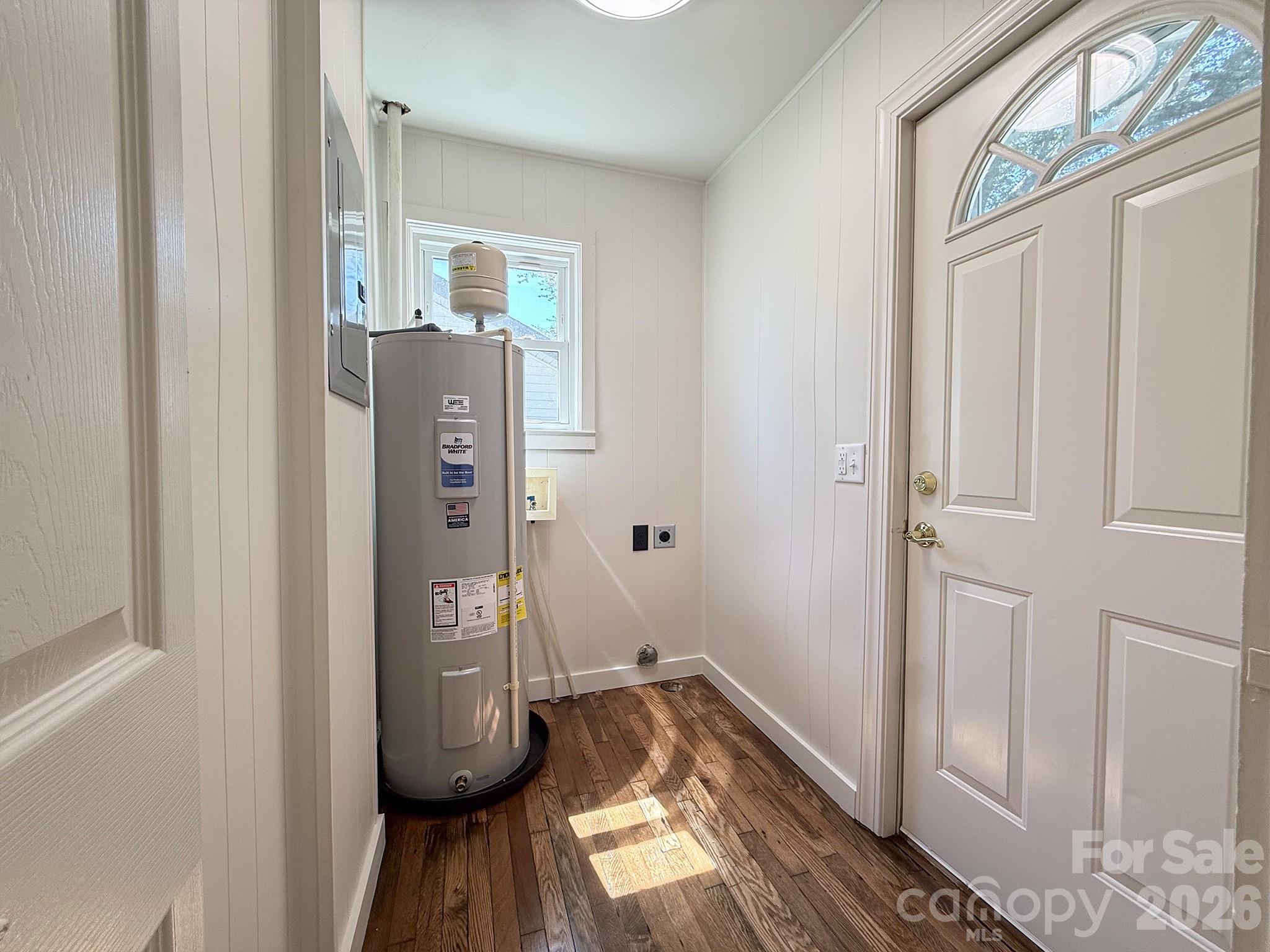 331 Probart Street Property Photo 10