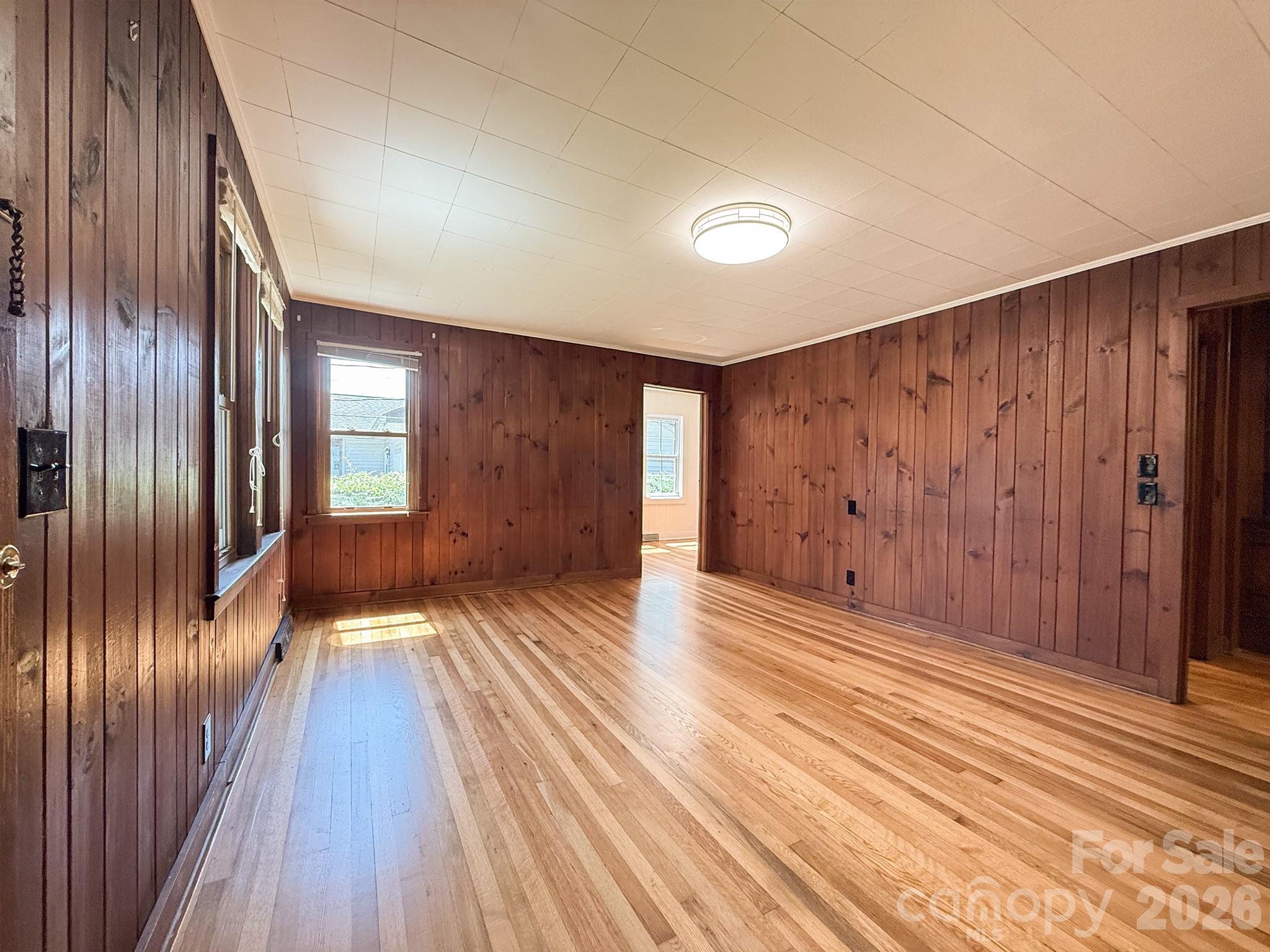 331 Probart Street Property Photo 12