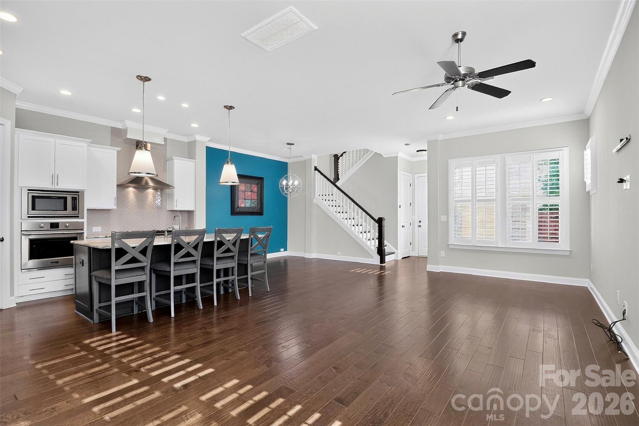 8910 Matthews Farm Lane Property Photo 10