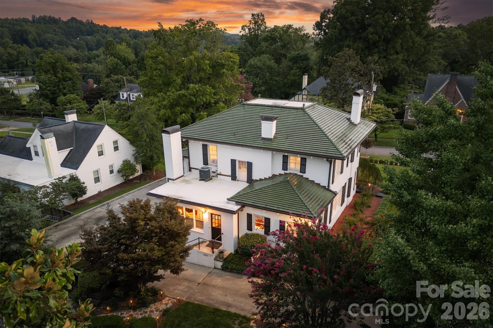 501 Norwood Street Property Photo 8