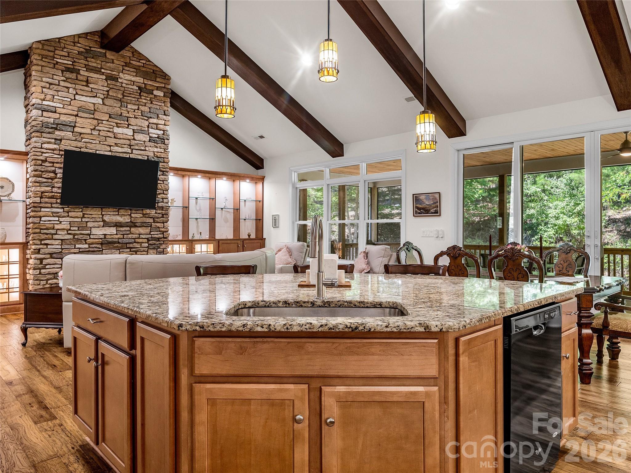 240 Persimmon Hill Drive Property Photo 19
