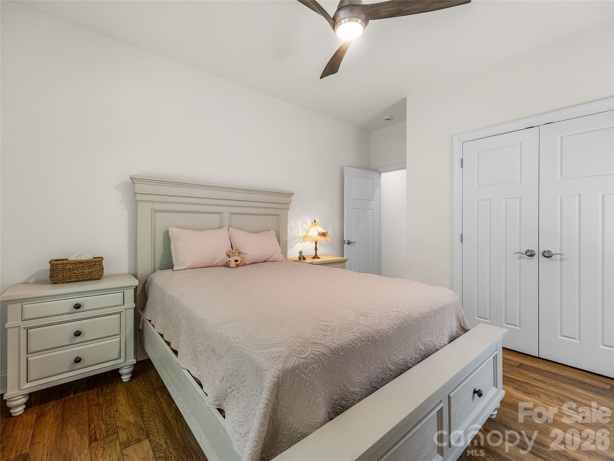 240 Persimmon Hill Drive Property Photo 35