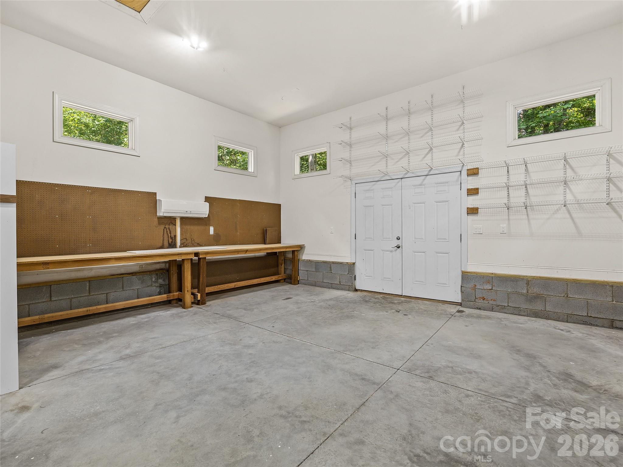 240 Persimmon Hill Drive Property Photo 40