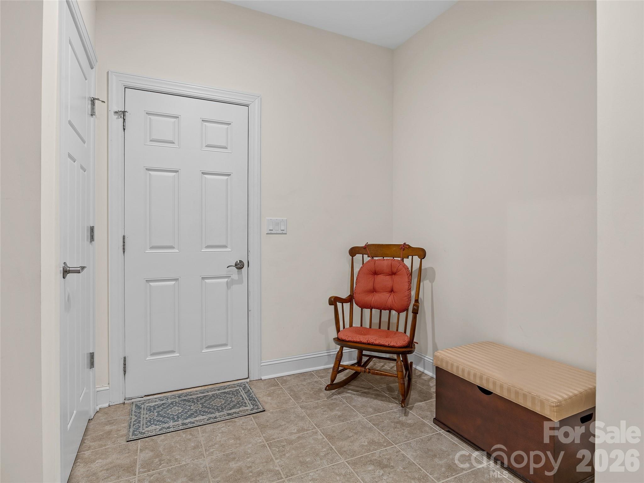 240 Persimmon Hill Drive Property Photo 42