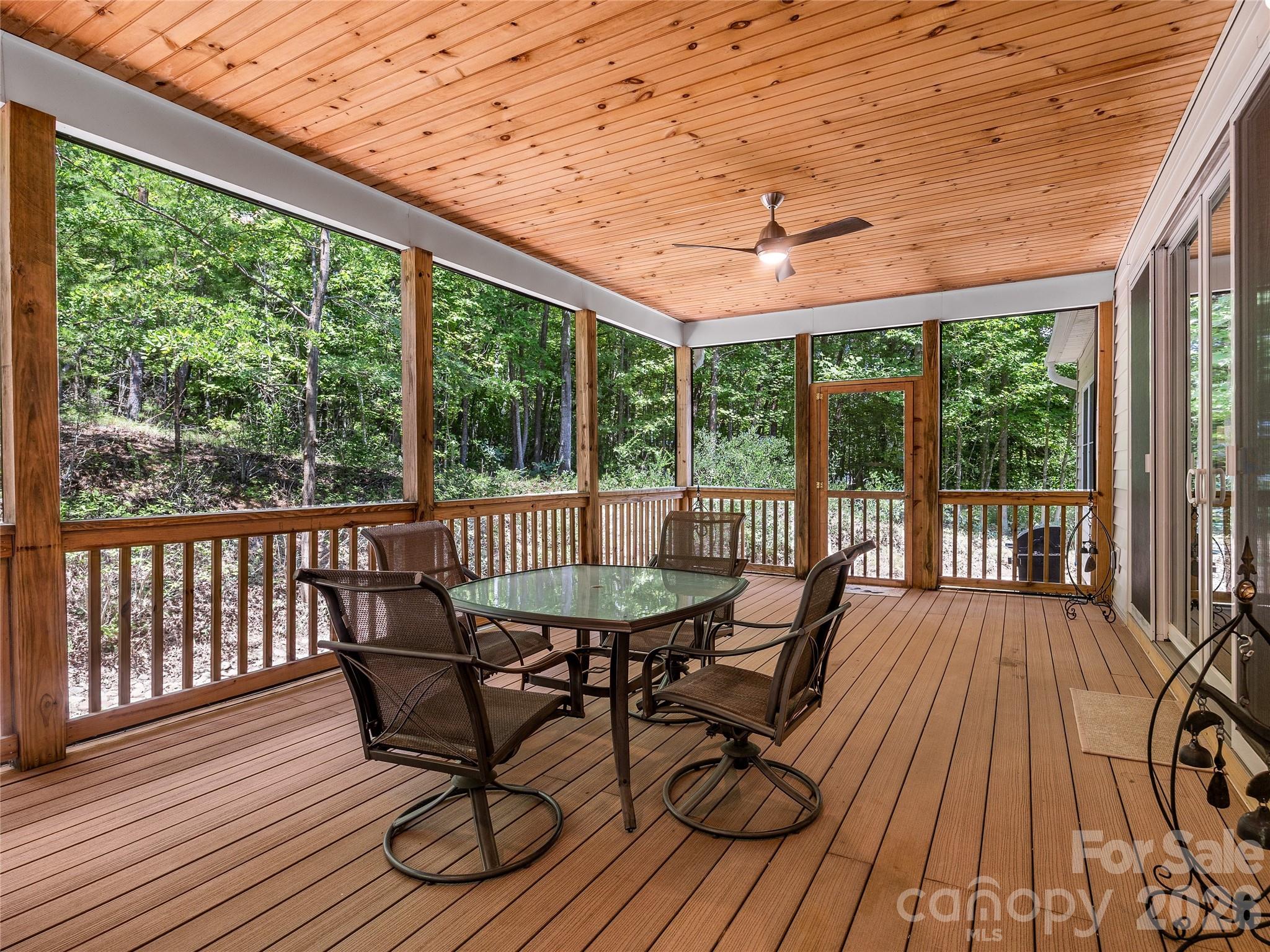240 Persimmon Hill Drive Property Photo 45