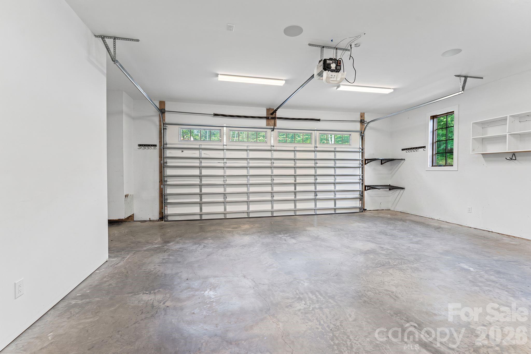 289 Linville River Drive Property Photo 7