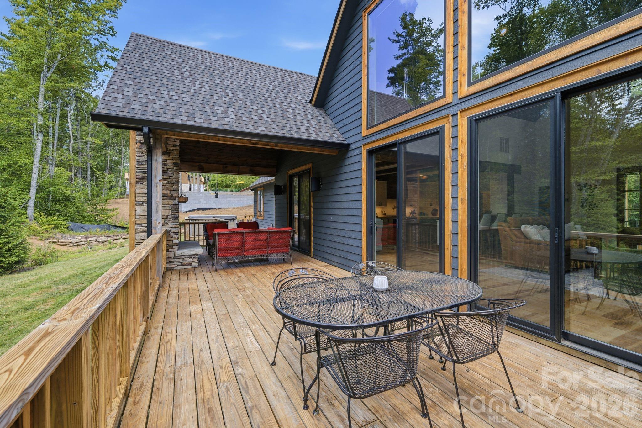 289 Linville River Drive Property Photo 45