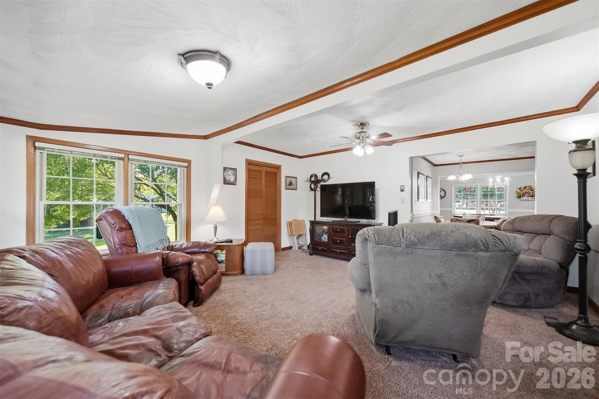 3210 W Calvin Street Property Photo 16