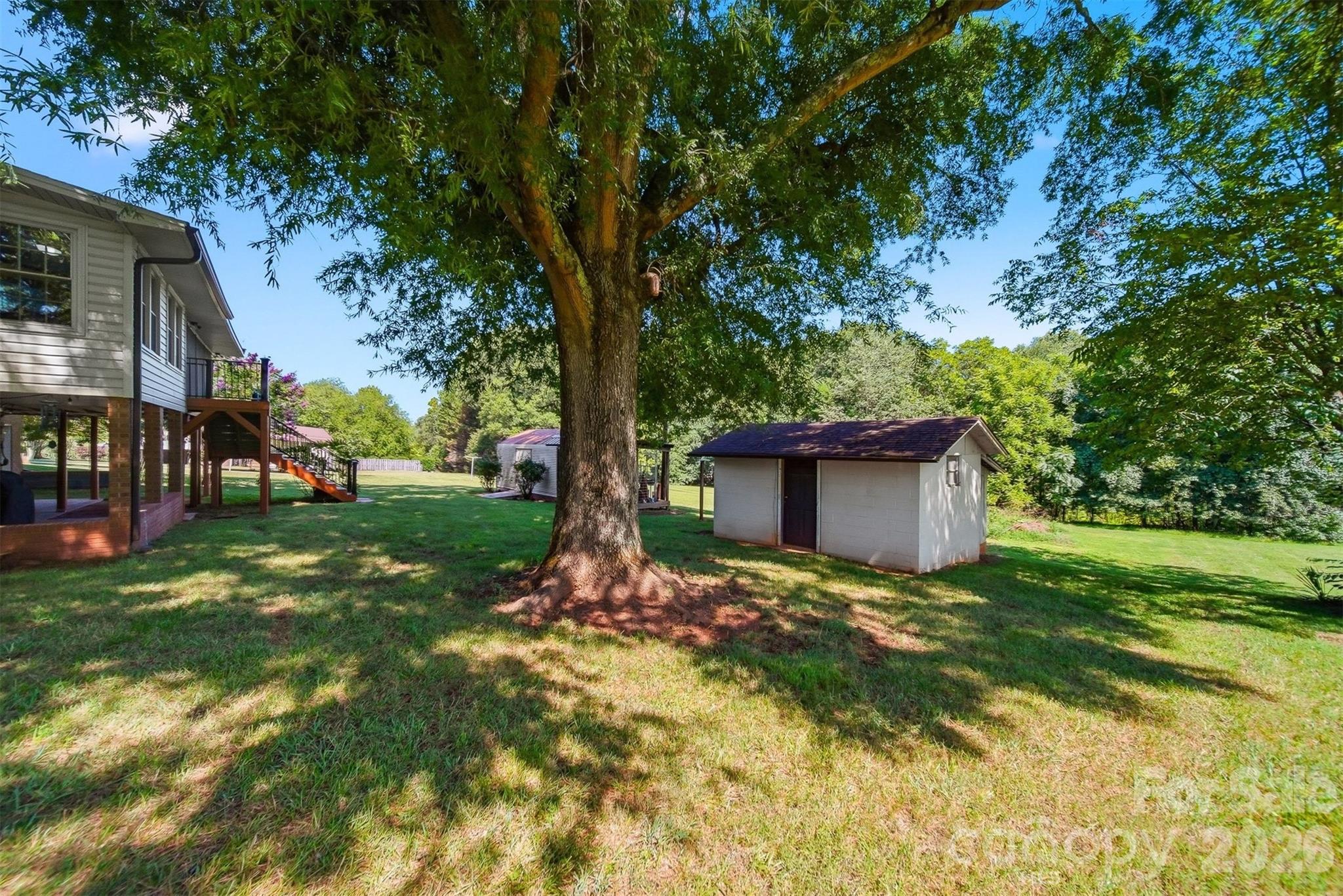 3210 W Calvin Street Property Photo 37
