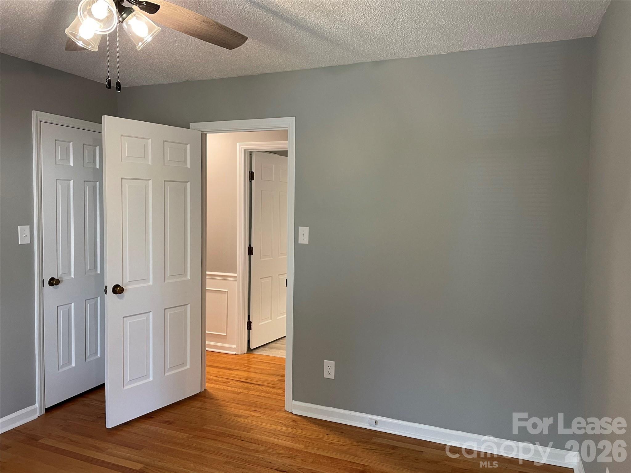 7942 Lake Vista Drive Property Photo 33
