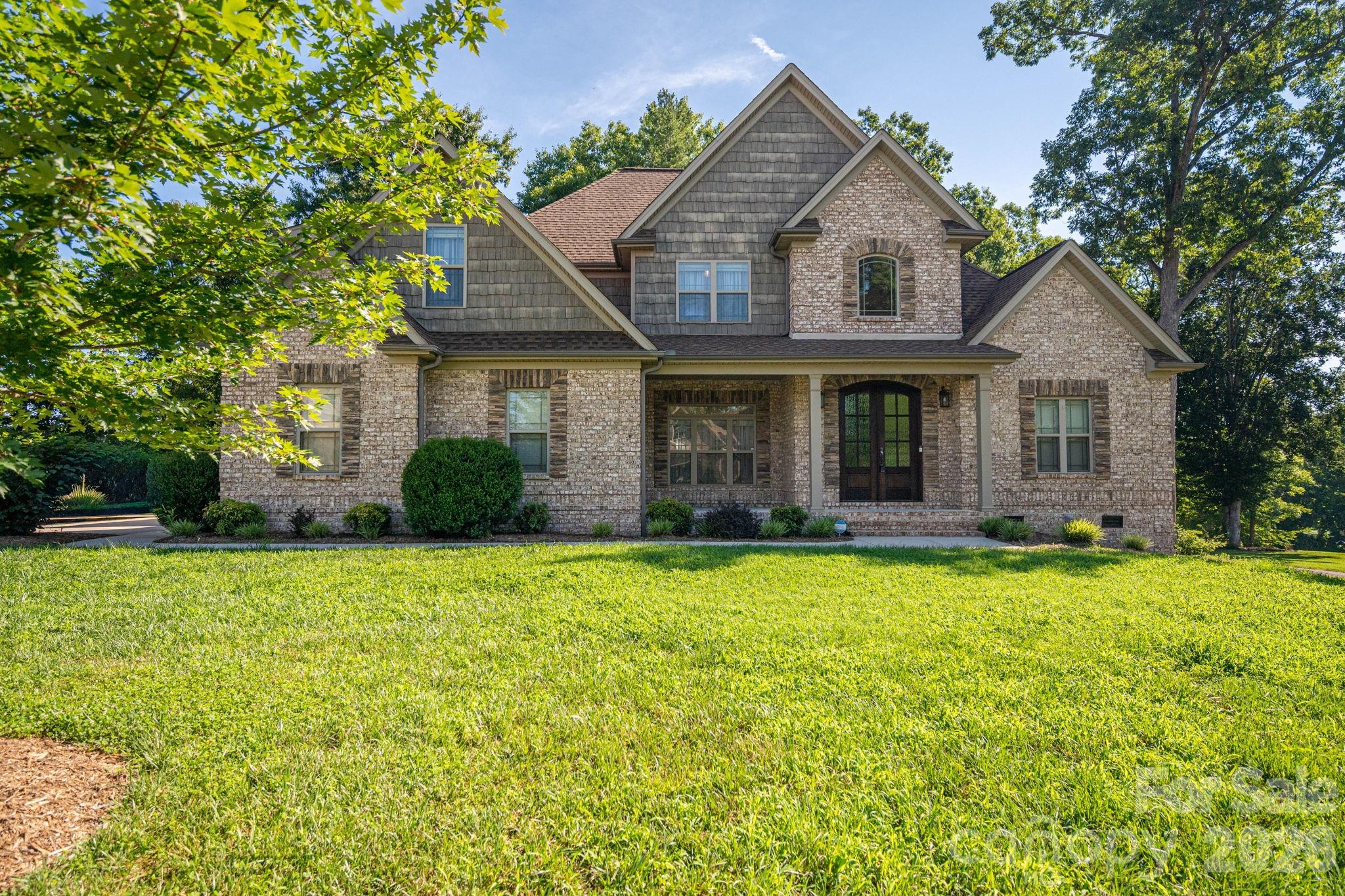 708 Players Ridge Road Property Photo 3