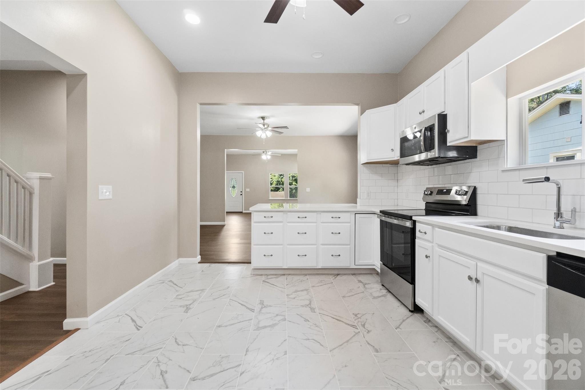 607 Lee Avenue Property Photo 7