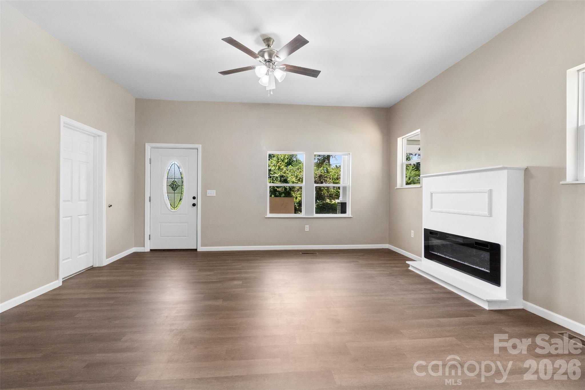 607 Lee Avenue Property Photo 9