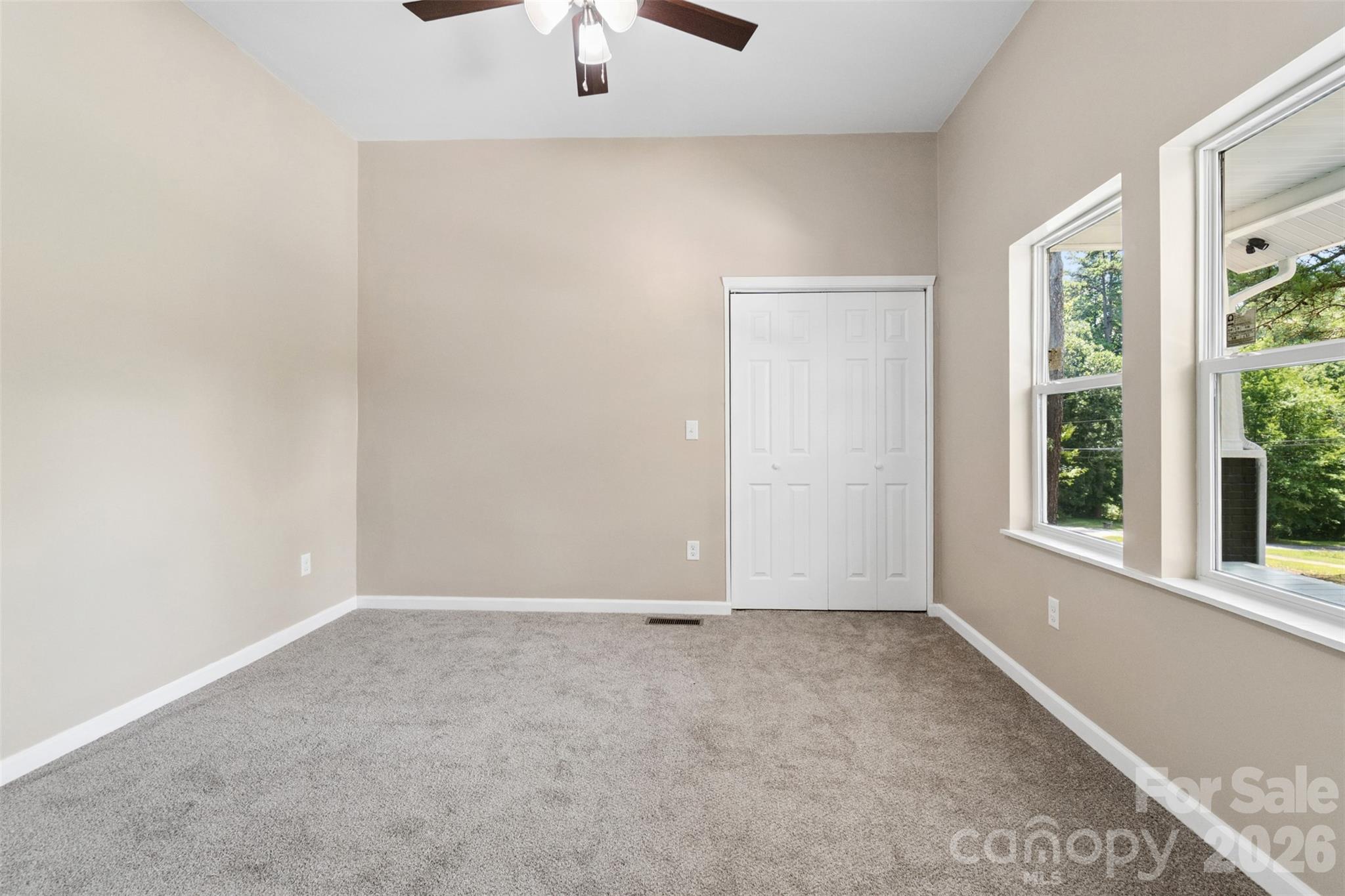 607 Lee Avenue Property Photo 13