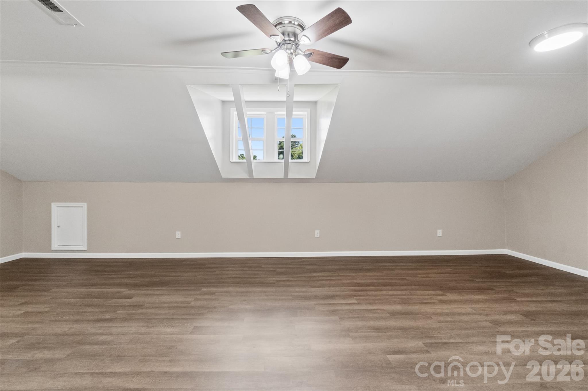 607 Lee Avenue Property Photo 22