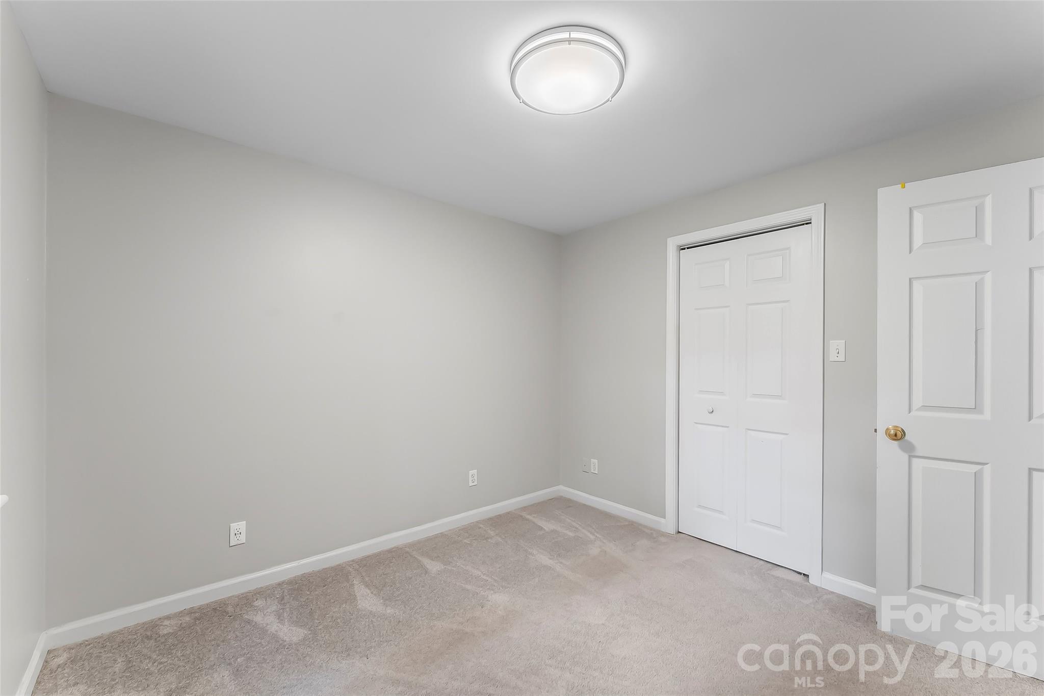 141 Silversteen Drive Property Photo 11