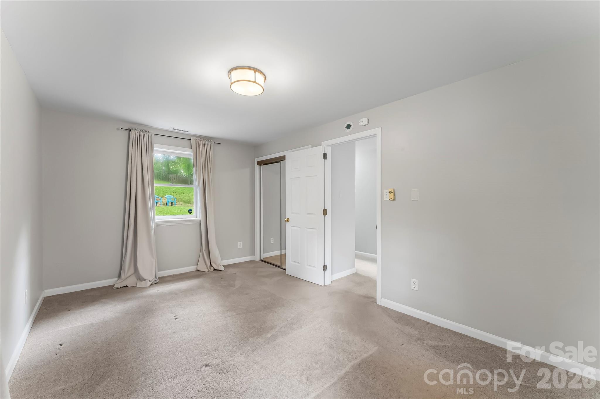 141 Silversteen Drive Property Photo 12