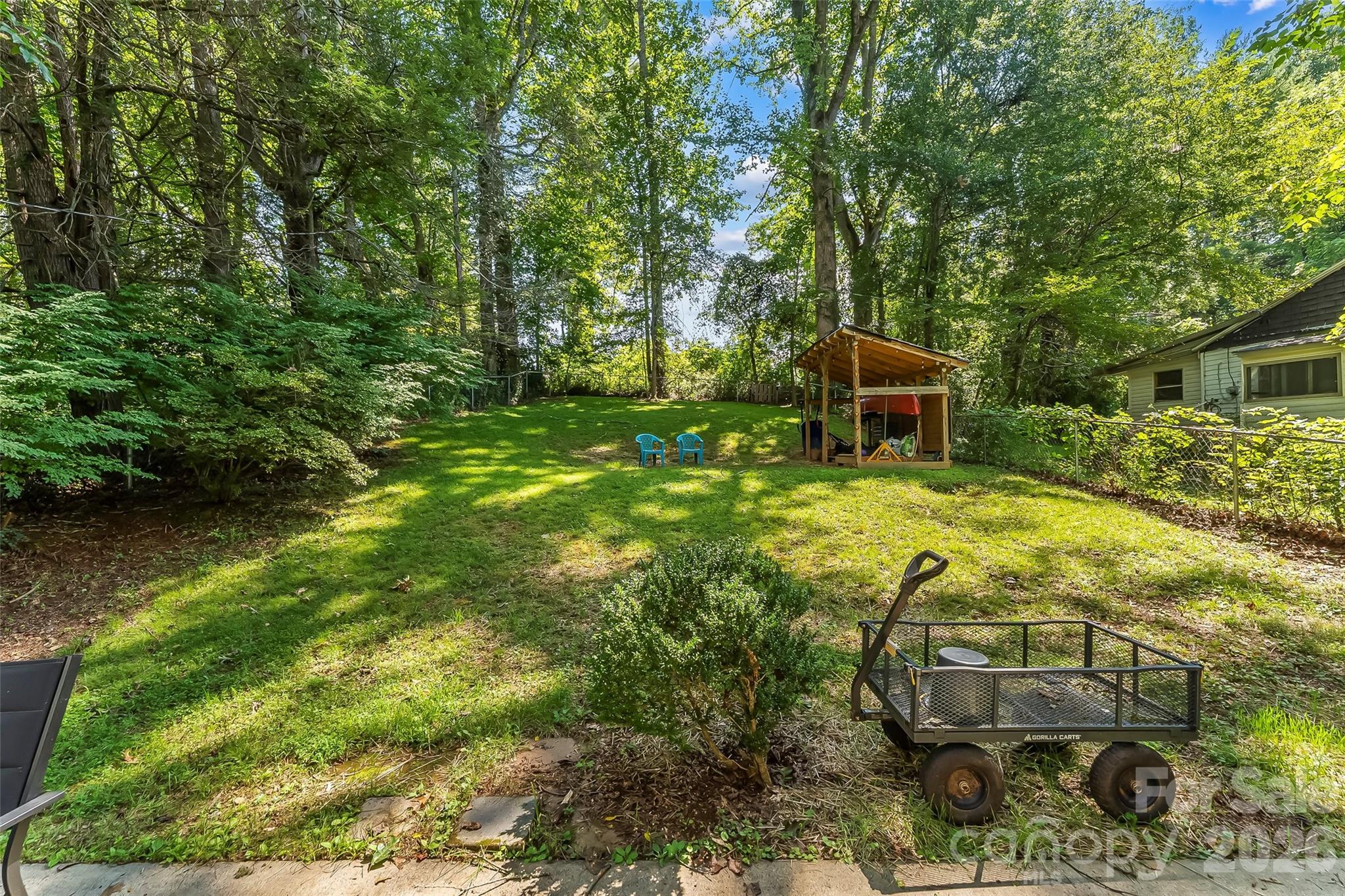 141 Silversteen Drive Property Photo 17