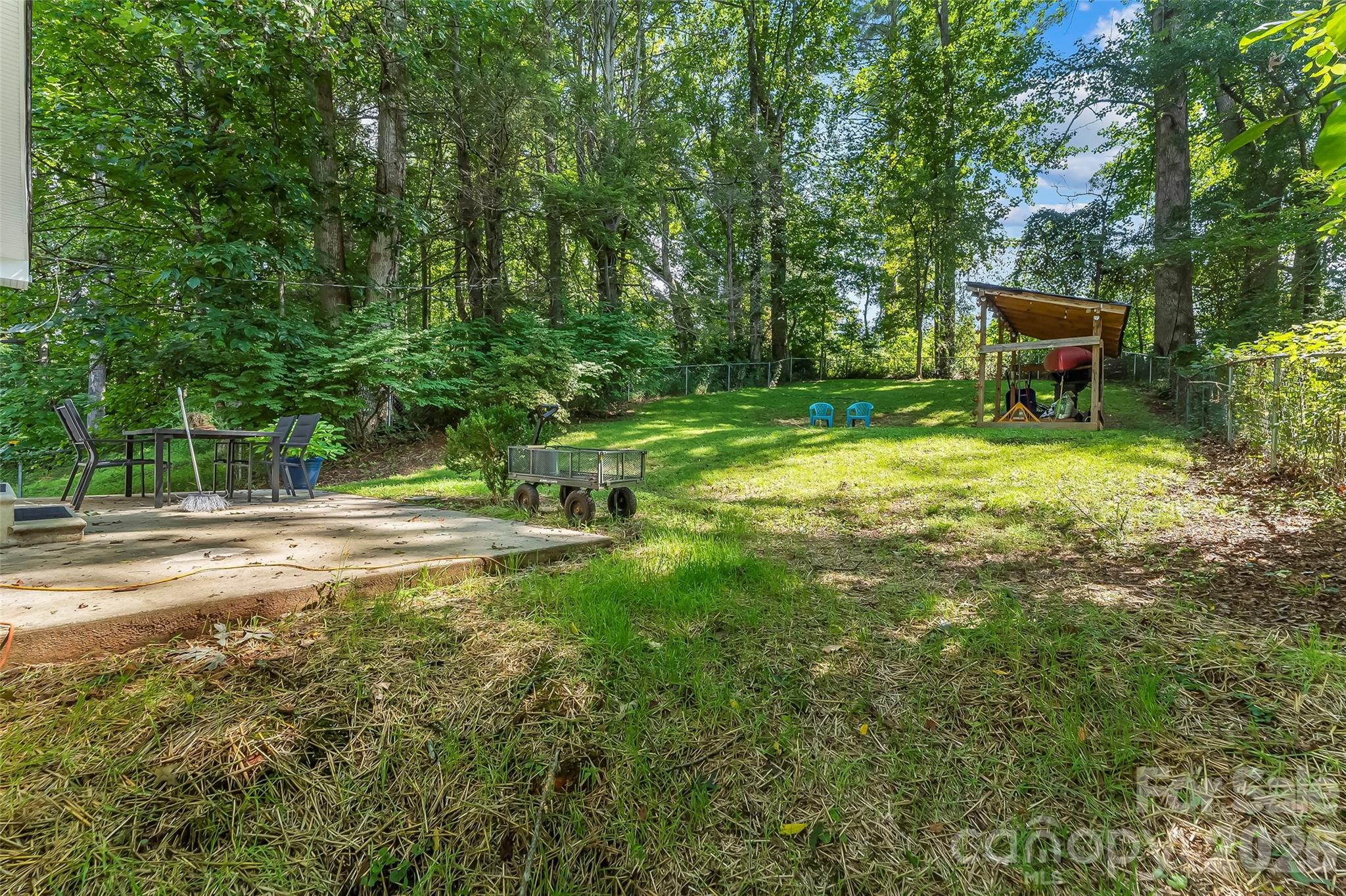 141 Silversteen Drive Property Photo 26