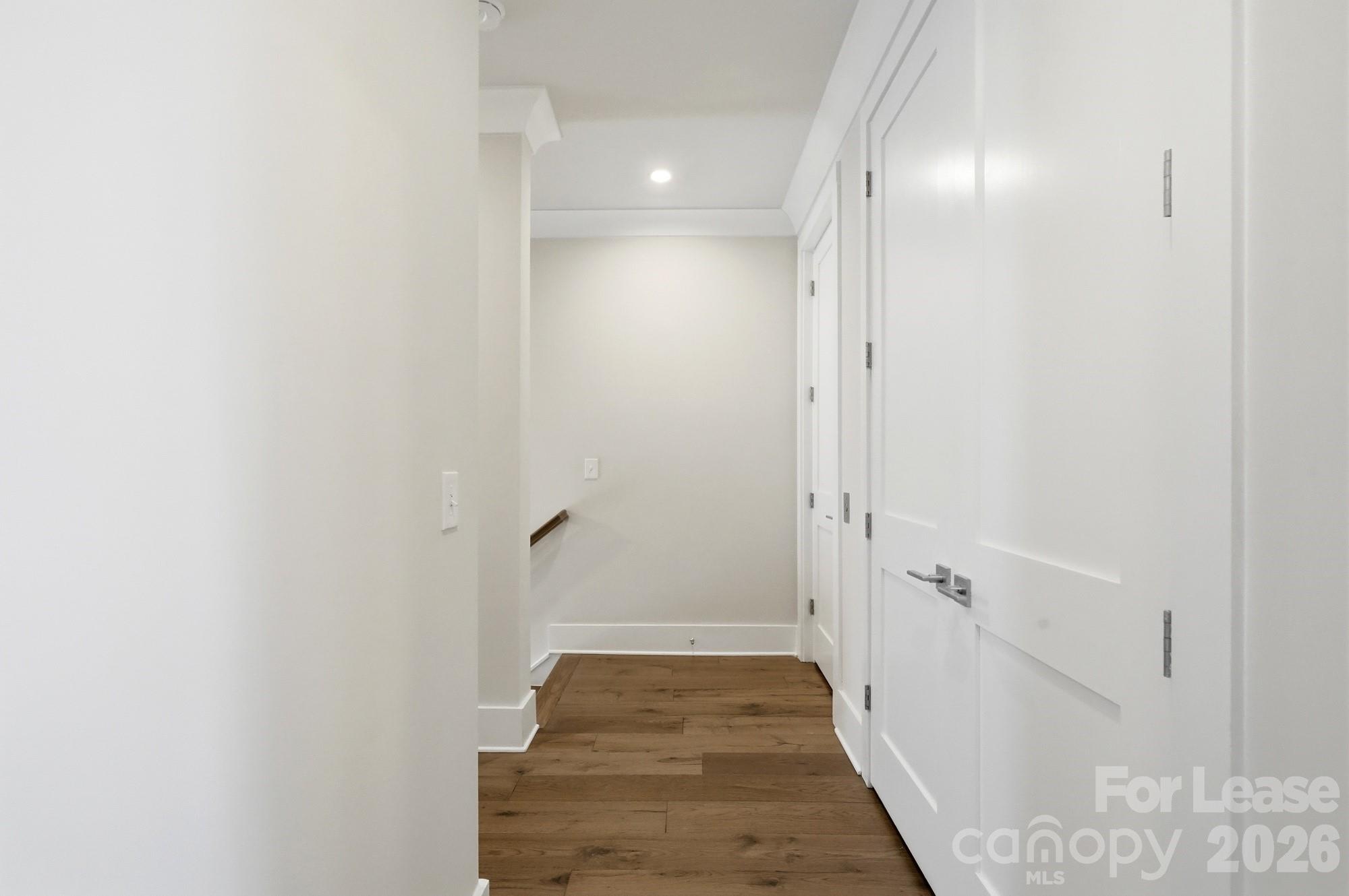 2428 Runnymede Lane Property Photo 24