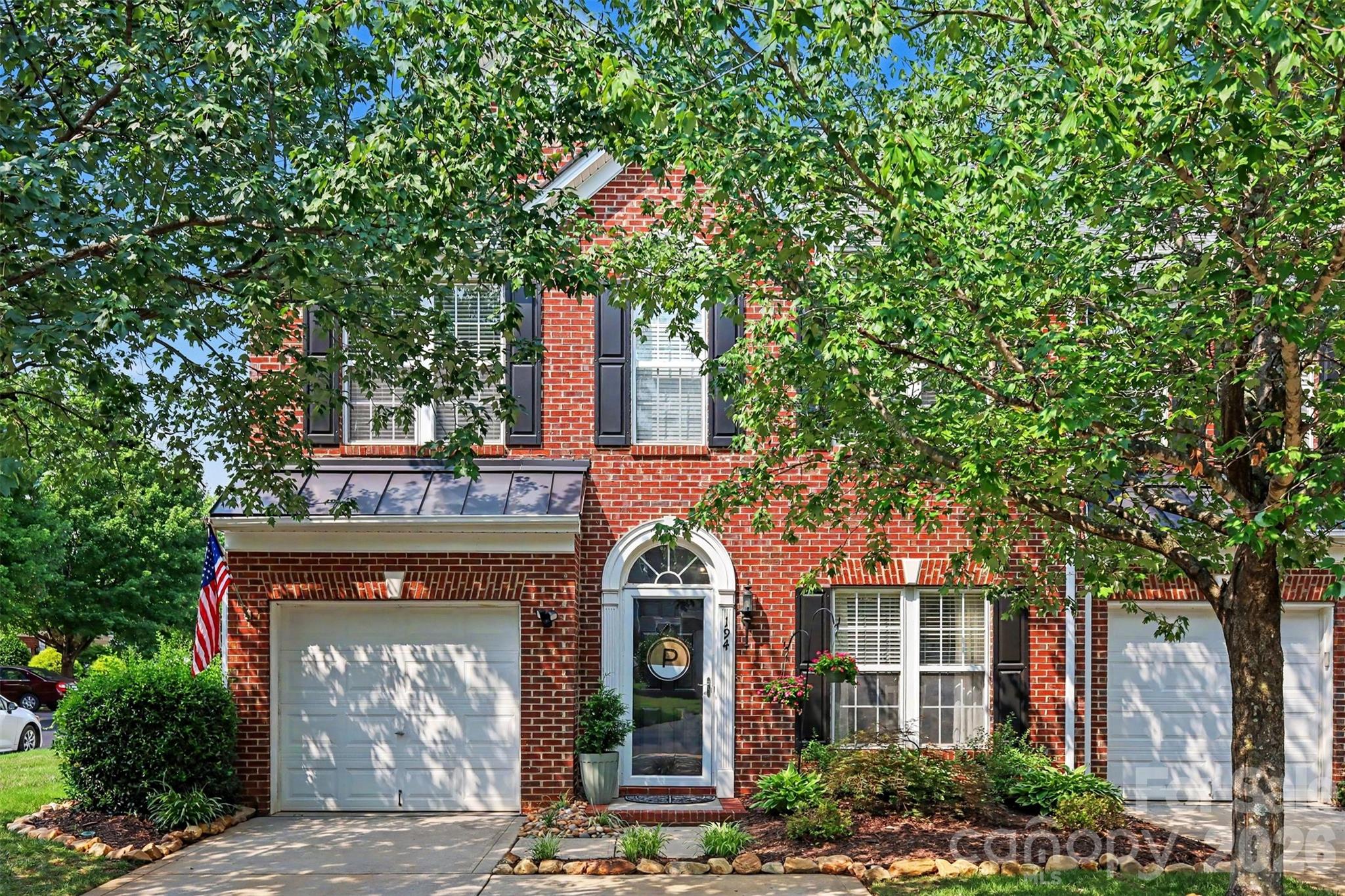 194 Snead Road Property Photo 2