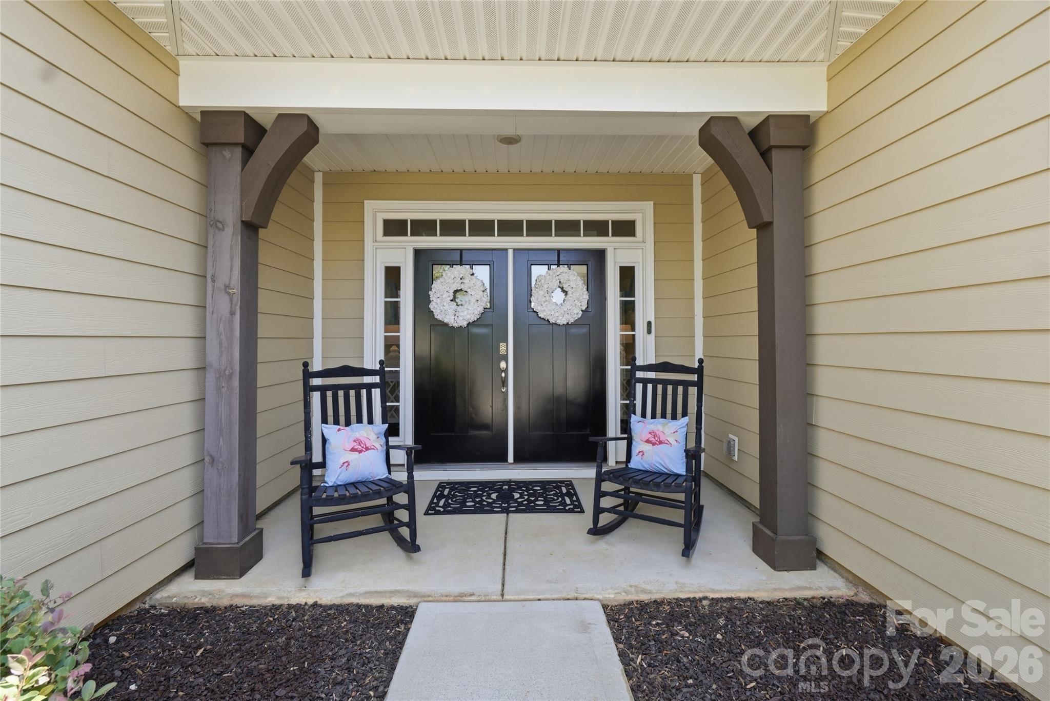 294 Robinwood Lane Property Photo 4