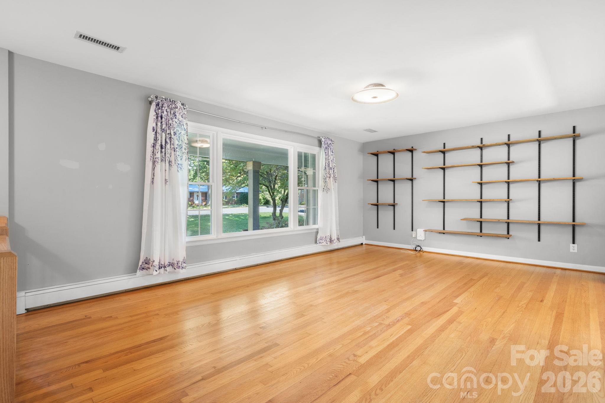 267 25th Avenue Property Photo 3