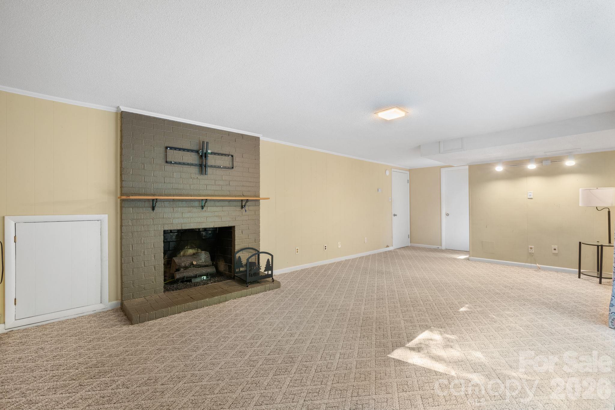 267 25th Avenue Property Photo 19