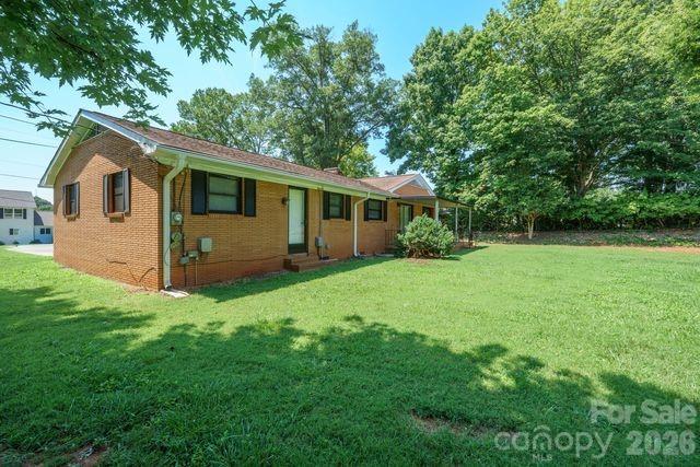 100 Piedmont Drive Property Photo 2