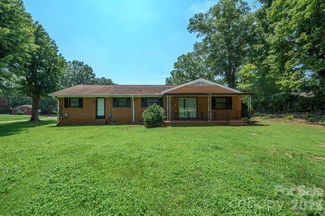 100 Piedmont Drive Property Photo 3