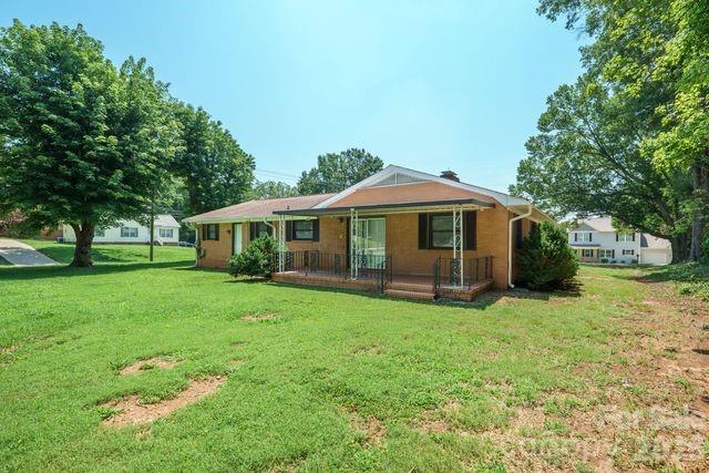 100 Piedmont Drive Property Photo 4