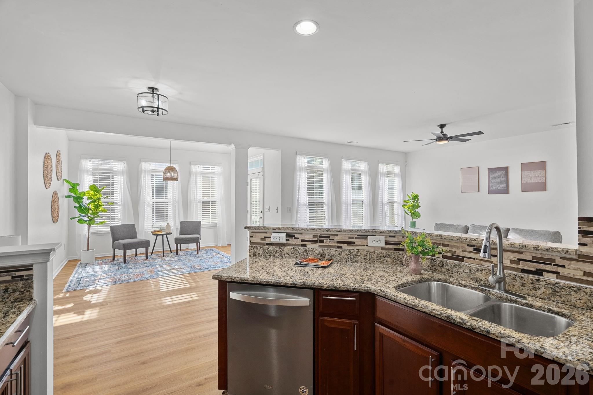745 Prospect Lane Property Photo 7