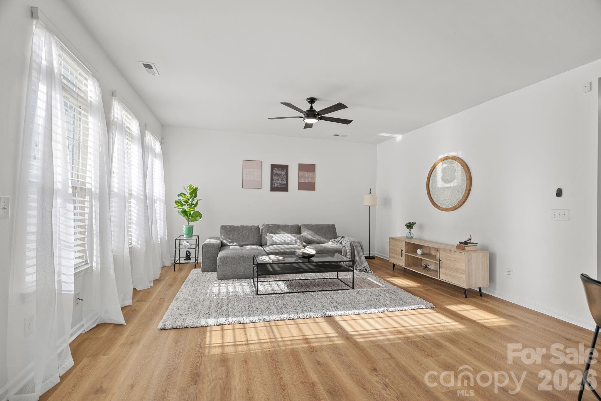 745 Prospect Lane Property Photo 13