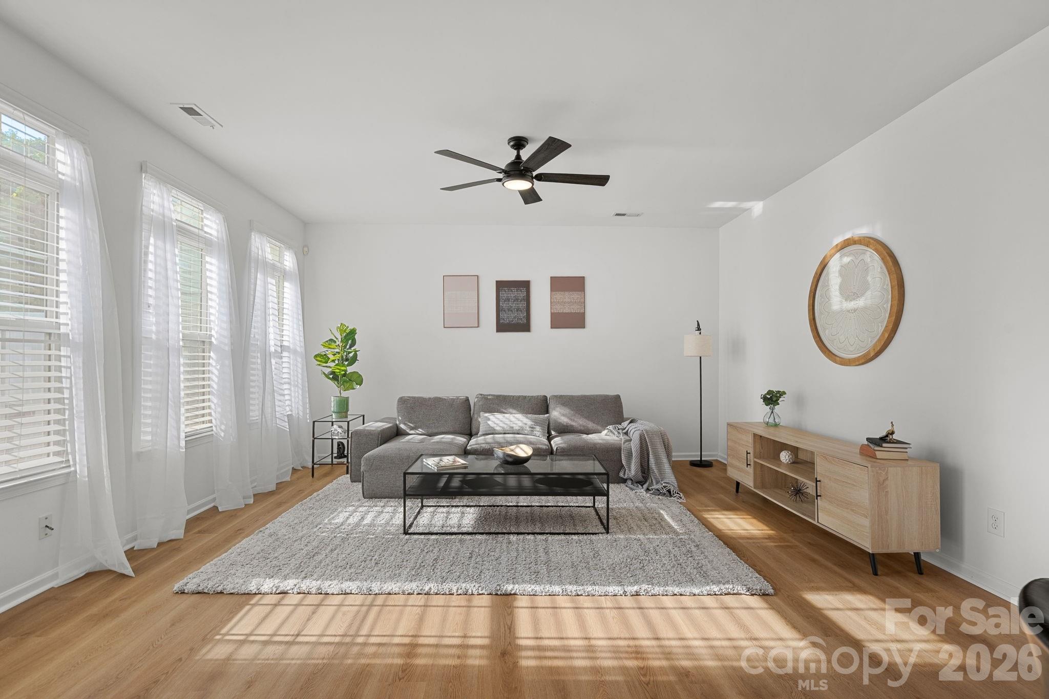 745 Prospect Lane Property Photo 14