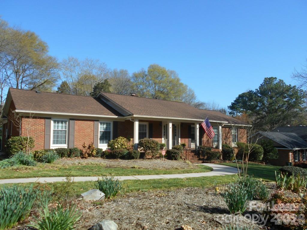 1330 E Barden Road Property Photo 1