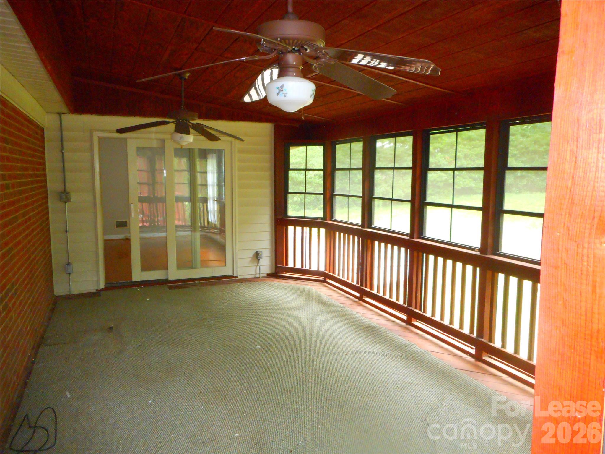1330 E Barden Road Property Photo 8