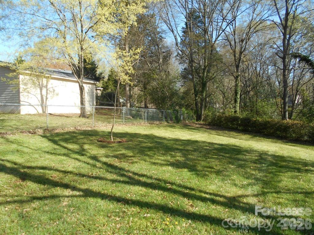 1330 E Barden Road Property Photo 13